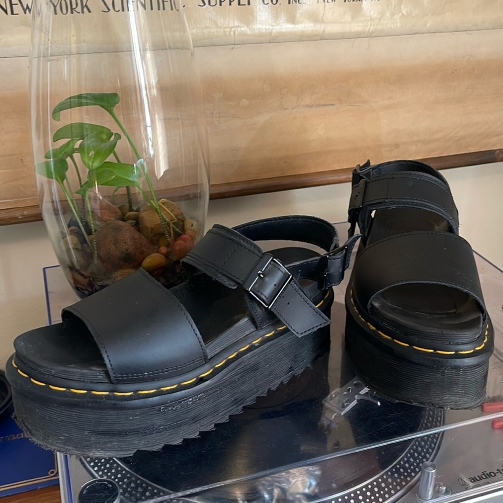 Doc Martens platform black sandal size 37